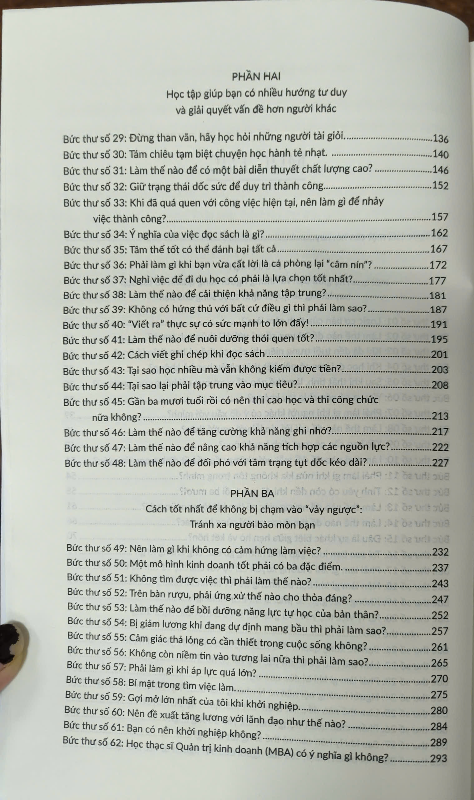 Sách - Hãy tránh xa người bào mòn bạn (Lý Thượng Long) (Nhã Nam Official)