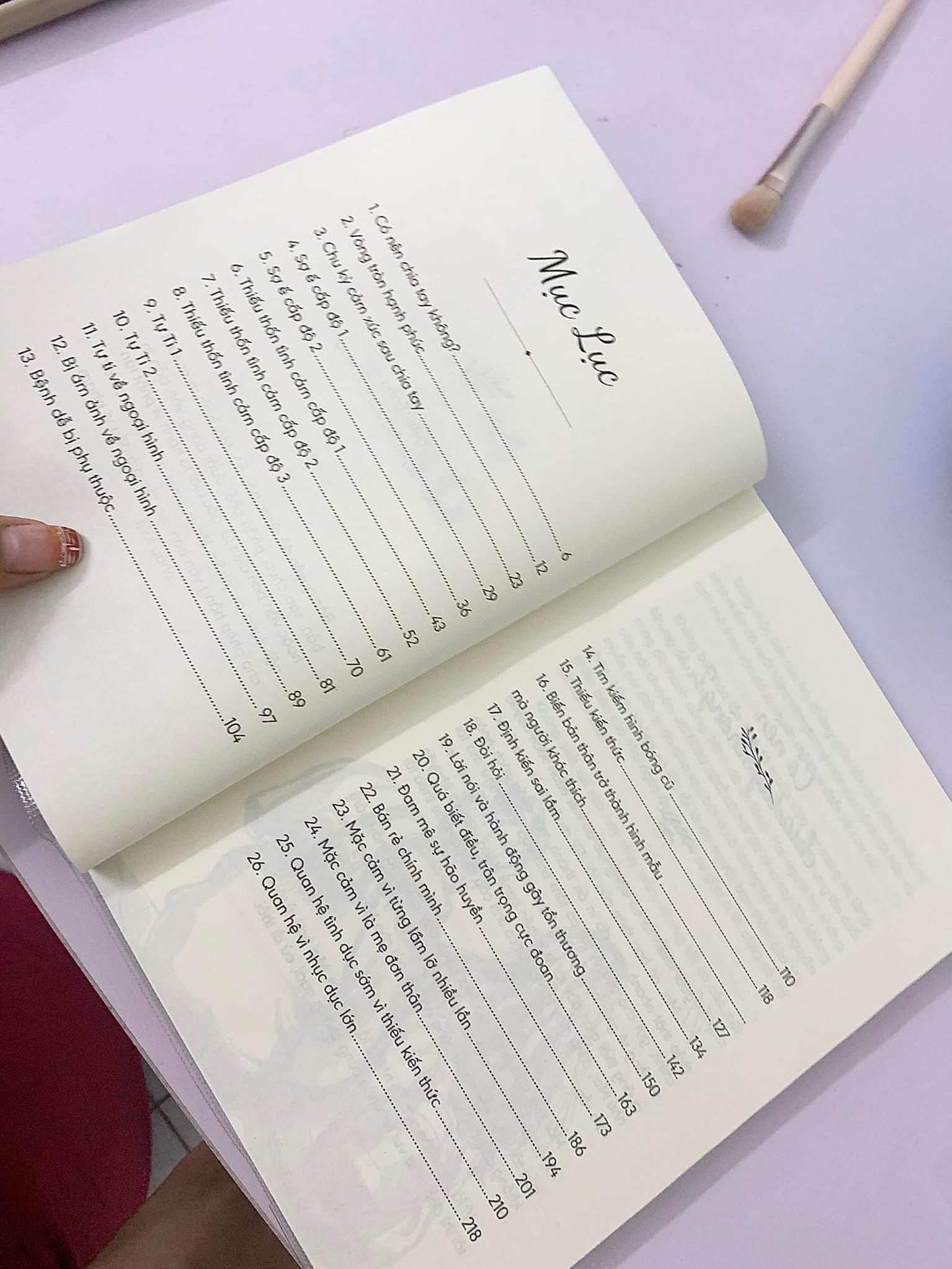 Sách Diễm Trang Bìa Cứng - Ran Muội