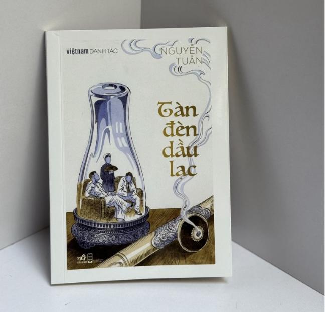 Sách - Tàn đèn dầu lạc (Việt Nam danh tác) (Nhã Nam HCM)