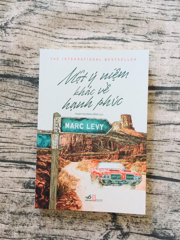 Sách - Một Ý Niệm Khác Về Hạnh Phúc (Nhã Nam HCM)