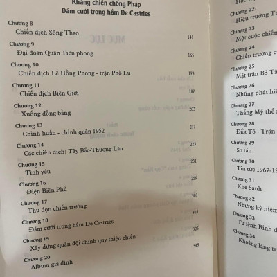 Tướng Cao Văn Khánh - Hồi Ức Lịch Sử (Bìa Cứng)