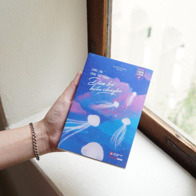 Sách - Càng Lớn Càng Trở Thành Đứa Trẻ Hiểu Chuyện