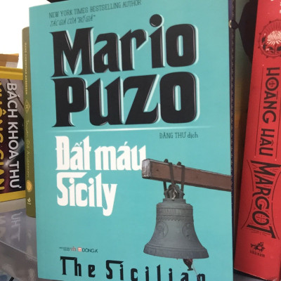 Combo 5 tác phẩm của Mario Puzo (Bố già, Đất máu Sicily, Luật Im lặng, Cha con giáo hoàng, Ông trùm cuối cùng)