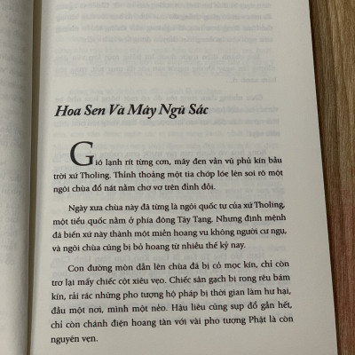 Sách - Đường Mây Qua Xứ Tuyết