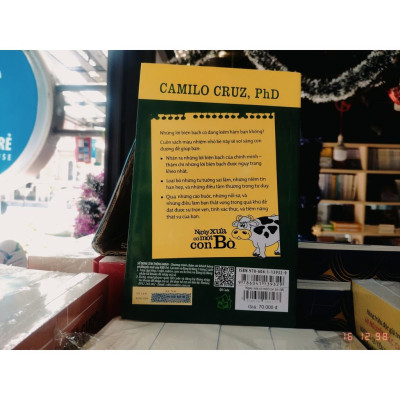 Sách-Ngày Xưa Có Một Con Bò...