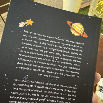 NHỮNG HÀNH TINH CỦA ROBIN - Richard Powers - Đỗ Trí Vương dịch - Bách Việt - Nhà xuất bản Văn Học