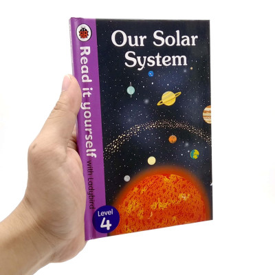 Our Solar System - Read It Yourself with Ladybird Level 4 (Hardcover)