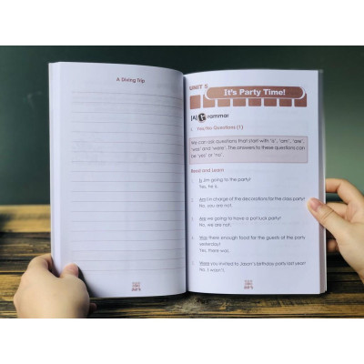 Sách : Learning English 2&3 - Tiếng Anh Lớp 2 & Lớp 3 (7 - 9 Tuổi )