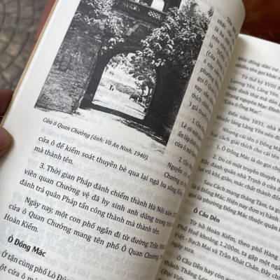 HÀ NỘI MỘT THỦA PHỐ VÀ NGƯỜI - Nguyễn Việt Cường – Tri Thức Trẻ Books - NXB. Hà Nội – Bìa mềm