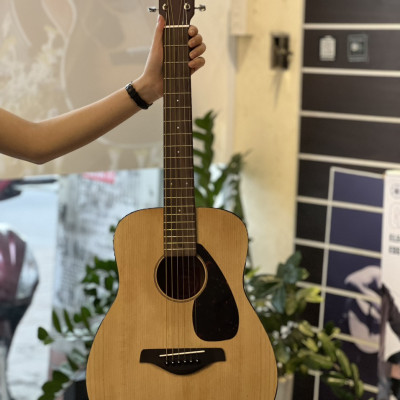 Đàn guitar acoustic  3/4 Yamaha JR2 cỡ nhỏ- Chính hãng, BH 12 tháng