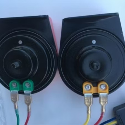 BỘ 2 CÒI KÊU NGÂN CỰC TO HAY LẮP XE MÁY ÔTÔ MẪU MỚI