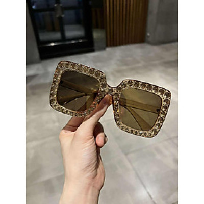Kính râm nữ sành điệu đính đá (Màu vàng)