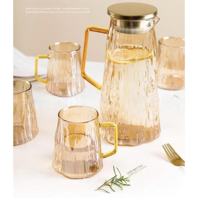 BỘ BÌNH ĐỰNG NƯỚC UỐNG THỦY TINH KÈM 6 CỐC VÂN SẦN VÀNG CHỊU NHIỆT LÊN TỚI 400 ĐỘ C