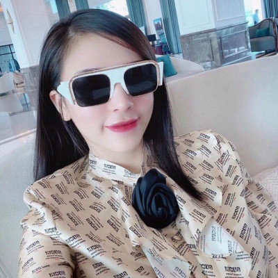 Kính râm, Kính mát thời thượng hottrend (Nhiều màu)