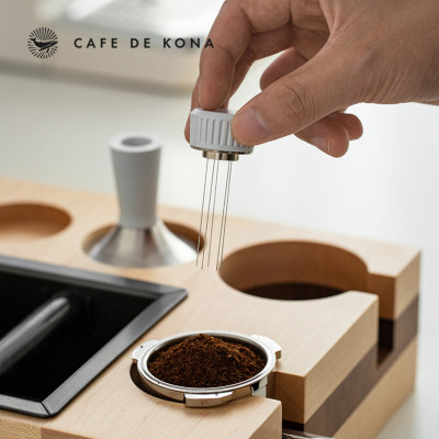 Tamper nén cà phê 2 trong 1 có kim khuấy đảo cà phê 58.3mm CAFE DE KONA