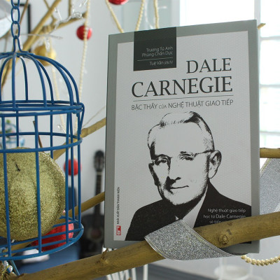Sách- Dale Carnegie - Bậc Thầy Của Nghệ Thuật Giao Tiếp (ML)