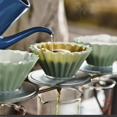 Phễu nhựa V60 01 Origami Dripper Air S Pour over