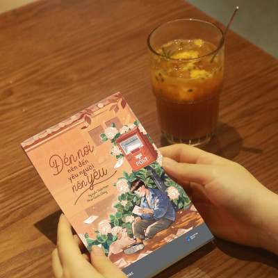 Sách - Đến Nơi Nên Đến Yêu Người Nên Yêu - Tặng Kèm Bookmark + Chữ Kí Tác Giả