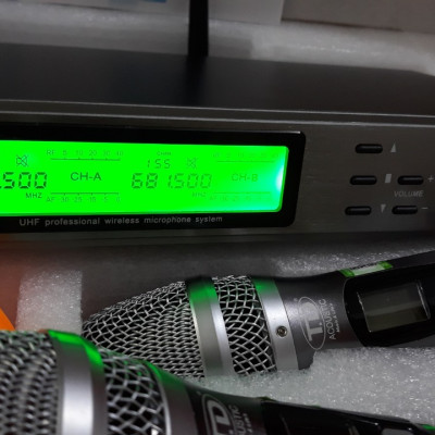 Micro không dây TD Acoustic M8 Pro - Hàng Chính Hãng 2022