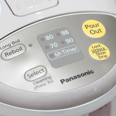 Bình Thủy Điện Panasonic NC-EG4000CSY 4 Lít - Xuất xứ Thái Lan - Dung tích 4L, Công suất 700W, Ruột bình phủ carbon hạt nổi, Chức năng hẹn giờ và tẩy cặn- Hàng Chính Hãng - Bảo Hành 12 Tháng