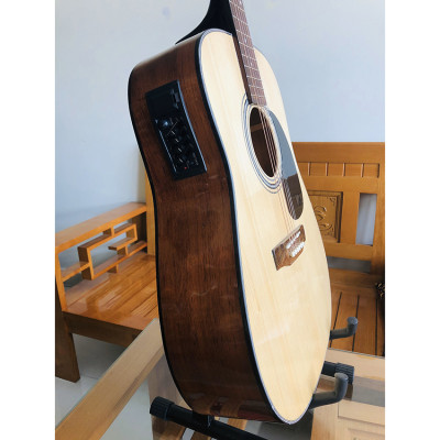 Đàn guitar classic model DD120X có EQ 7545R cho ra âm thanh tốt dành cho bạn tập chơi và sử dụng lâu dài