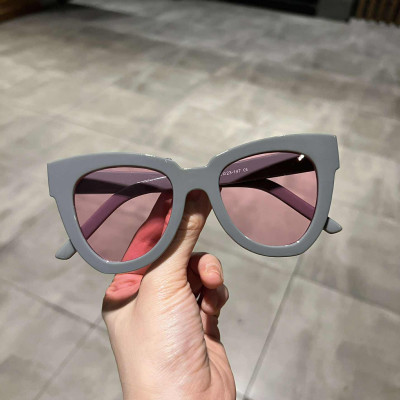 Kính râm Mắt mèo bản to gọng nhựa sành điệu (Màu hồng)