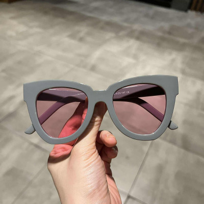 Kính râm Mắt mèo bản to gọng nhựa sành điệu (Màu hồng)