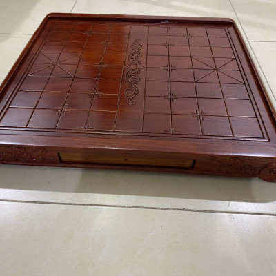 Bộ Bàn Cờ Tướng Cuốn Thư  Gỗ Hương 3 Đúc KT 55 x 60 x 7 cm. Quà Tặng Cao Cấp