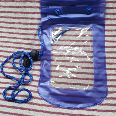 Túi bảo vệ điện thoại dưới nước - Túi chống nước cho điện thoại dùng khi đi bơi, đi du lịch biển - hàng chính hãng