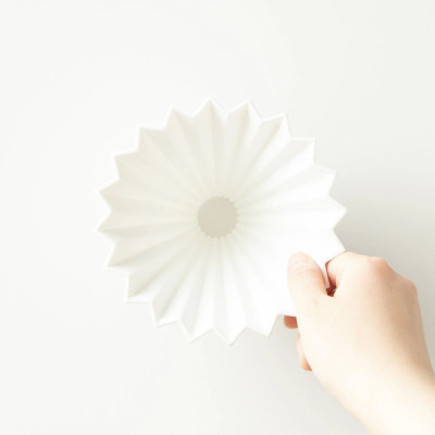 Phễu sứ V60 02 Origami Dripper M Pour over
