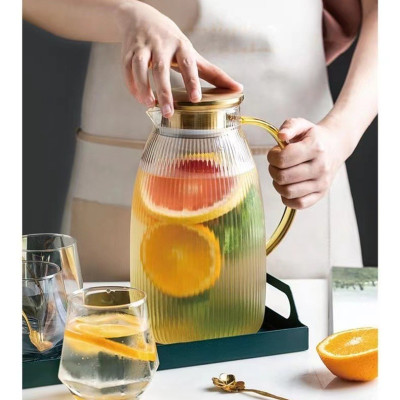 Bình đựng nước uống thủy tinh vân tăm quai vàng cao cấp 1,8l