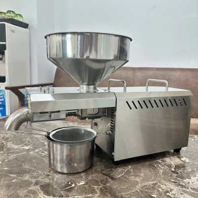 Máy ép dầu ăn thực vật chuyên nghiệp Nóng và Lạnh thương hiệu Mỹ Septree S8 - Công suất 1450W - Năng suất 6-40kg/giờ - Hàng chính hãng