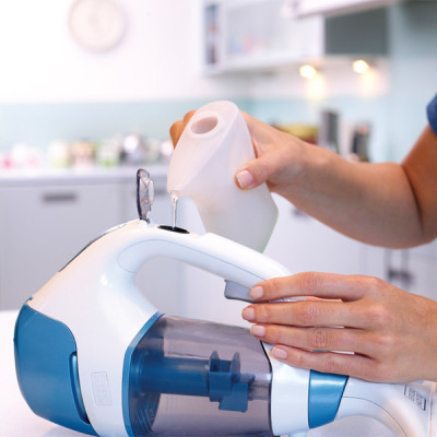 Máy lau kính dùng pin 3.6V Black&Decker WW100-B1- Hàng chính hãng