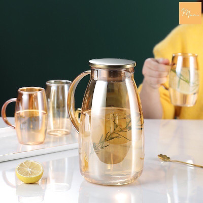 COMBO BỘ BÌNH ĐỰNG NƯỚC THỦY TINH CHỊU NHIỆT 6 CỐC MÀU VÀNG KÈM KHAY ĐỰNG GIÁ ÚP CỐC ( KHAY , GIÁ ÚP GIAO NGẪU NHIÊN ) - VD98 