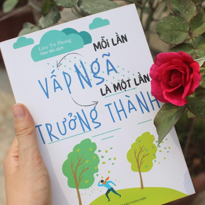 Sách - Mỗi lần vấp ngã là một lần Trưởng Thành