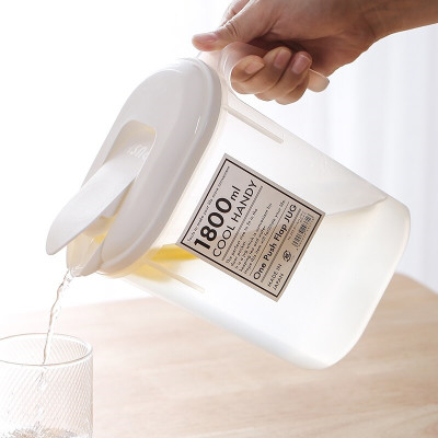 Combo bình nước nắp bật Yamada 1,8L + Cốc uống nước có nắp 360ml - nội địa Nhật Bản