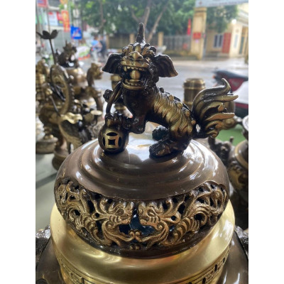 Đỉnh đồng tam sự rcmc cao 50 cm nặng 14 kg chât liêu bằng đông’ bộ thờ cung’ phong thủy