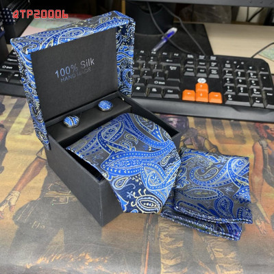 Cavat nam bản 8cm lót silk cao cấp nguyên hộp kèm khăn và khuy măng sét Giangpkc Qtp