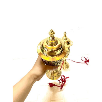 ĐÔI ĐÈN ĐỒNG CHẤT LIỆU BẰNG ĐỒNG KÍCH THƯỚC 30 cm nặng 1.8 kg. Bộ thờ cúng linh thiêng