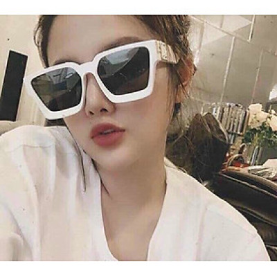 Kính râm nam nữ Mắt vuông viền vàng nhựa dày chống nắng cao cấp