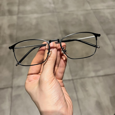 Kính Mắt vuông kim loại tăm nhẹ cao cấp