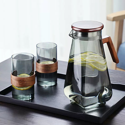 Bình và Ly thủy tinh màu xám đựng nước cao cấp (Bình và ly tách lẻ bán riêng)