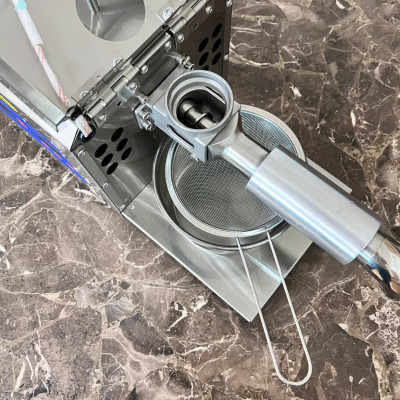 Máy ép dầu ăn thực vật thế hệ mới dùng kinh doanh sản xuất thương hiệu Mỹ Septree K39 - Công suất 1350W - Hàng nhập khẩu (Bảo Hành 1 Năm)