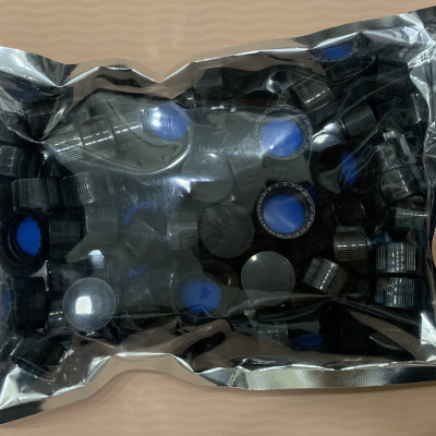 Chai thủy tinh 10ml trắng (nâu) + nắp vặn đen kín đệm septa ptfe/silicon, hộp 100 cái