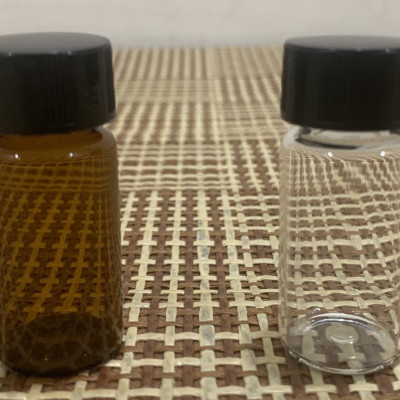 Chai thủy tinh 10ml trắng (nâu) + nắp vặn đen kín đệm septa ptfe/silicon, hộp 100 cái