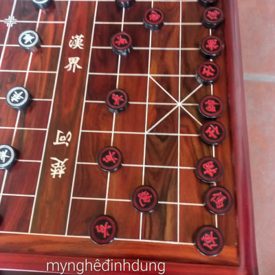 Bàn cờ tướng ngăn kéo bằng gỗ trắc kt 50×56×8cm +quân cờ sừng kt 3.7×1.5cm cao cấp 