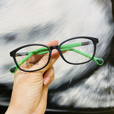 NHỰA SIÊU NHẸ SIÊU BỀN - 2006