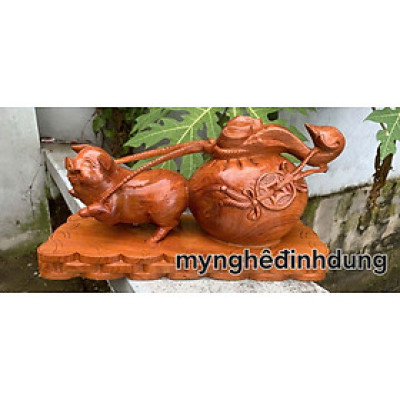 Tượng con heo ( lợn) kéo bao vàng cầu tài lộc bằng gỗ hương đá kt 40x21x15cm