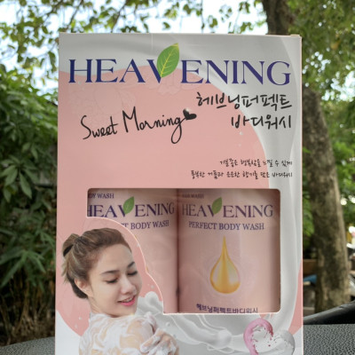 Set 02 chai sữa tắm dưỡng ẩm, làm trắng da toàn thân Hàn Quốc Heavening Perfect 750ml