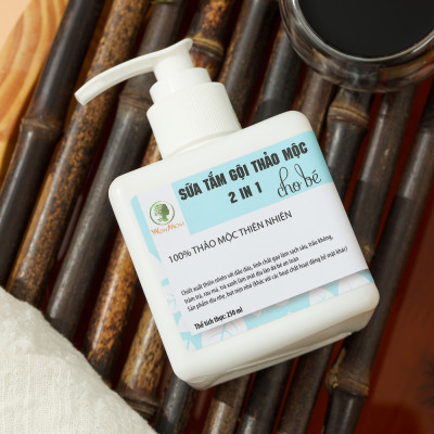 Bộ tắm gội thảo mộc và giữ ấm cho bé yêu Wonmom ( 1 Dầu tràm + 1 Sữa tắm gội thảo mộc cho bé )